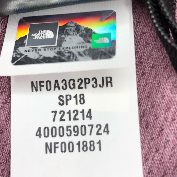 The North Face Women's Day Three Short-Sleeve Top - Picture 8 of 9